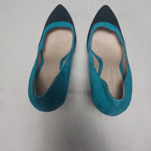 BCBGenaration Blue and Black Leather Upper Suede like Material High Heels Shoes - Picture 7 of 15